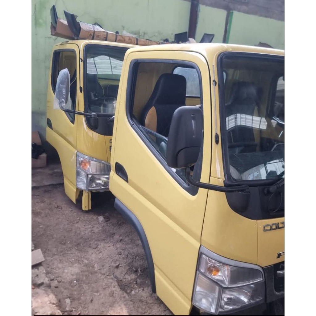 cabin Mitsubishi canter copotan mobil