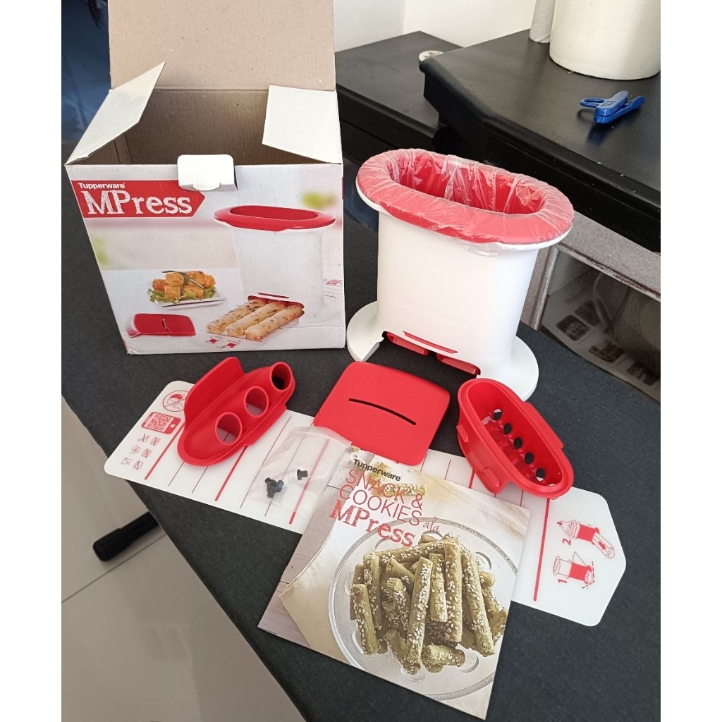 MPress Tupperware