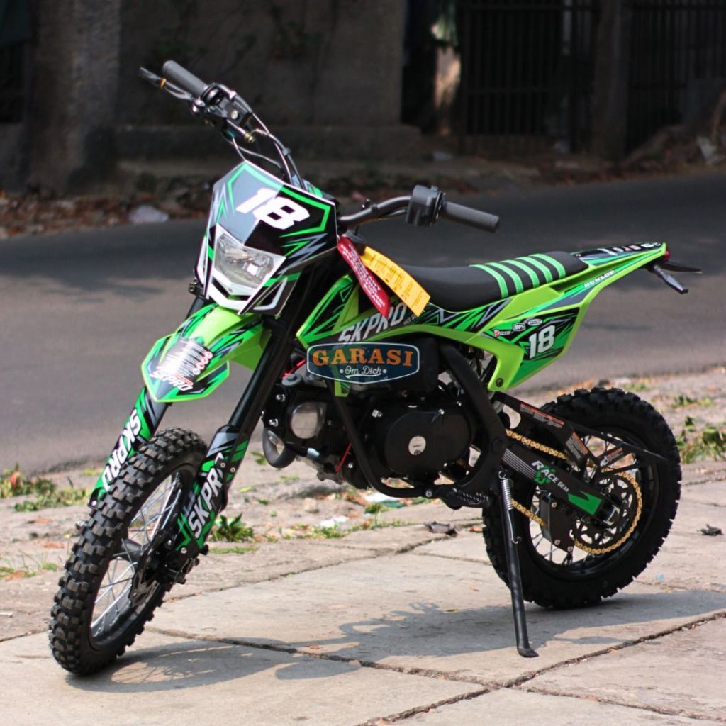 MEDIUM TRAIL SK PRO 110CC MATIC DAN MANUAL