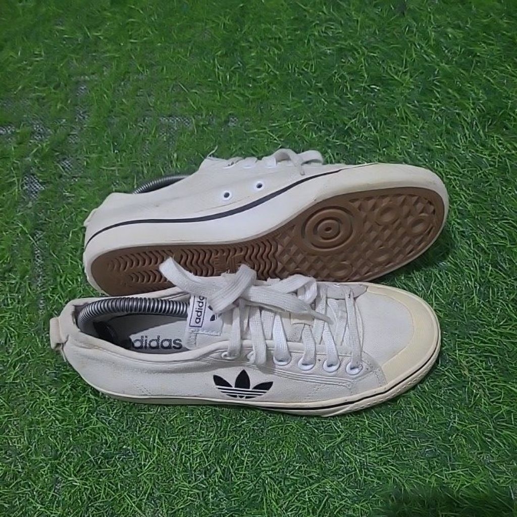 sepatu sneakers adidas nizza trefoil size 39.1/2