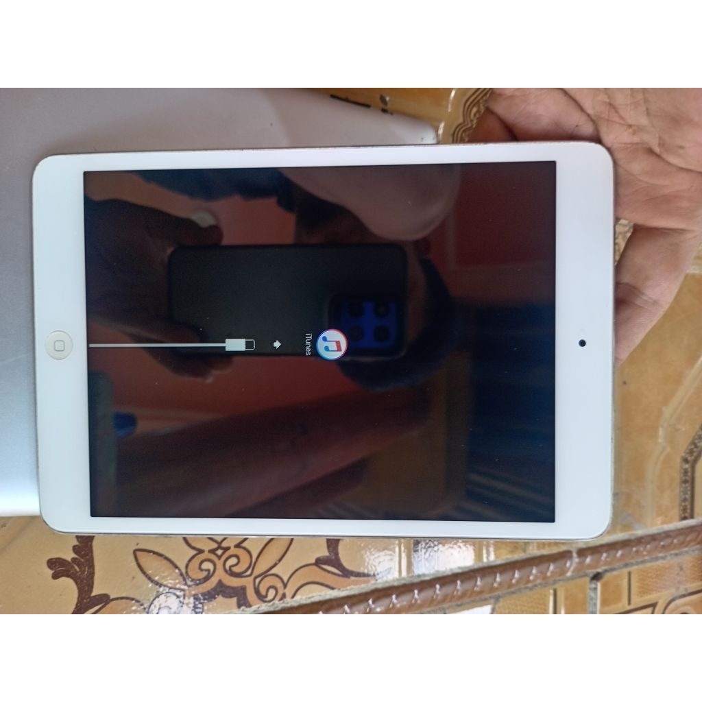 ipad mini 1 32gb stuck recovery