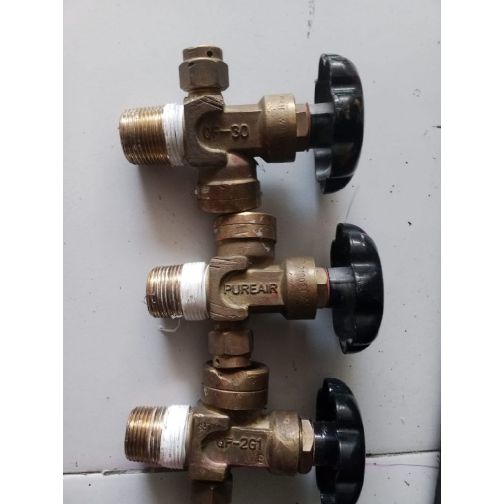 kran valve tabung hydrogen.