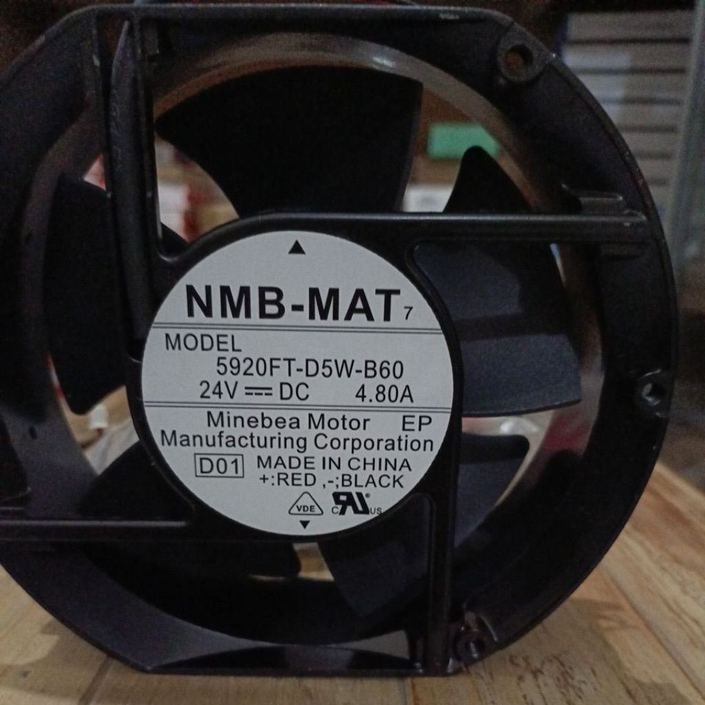 kipas axial  NMB-MAT7 MODEL 5920FT-D5W-B60