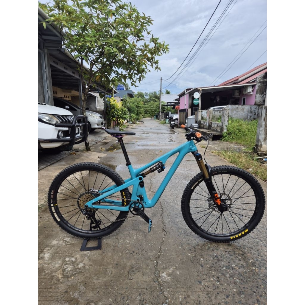 sepeda MTB 29er Yeti SB130 M bukan scott