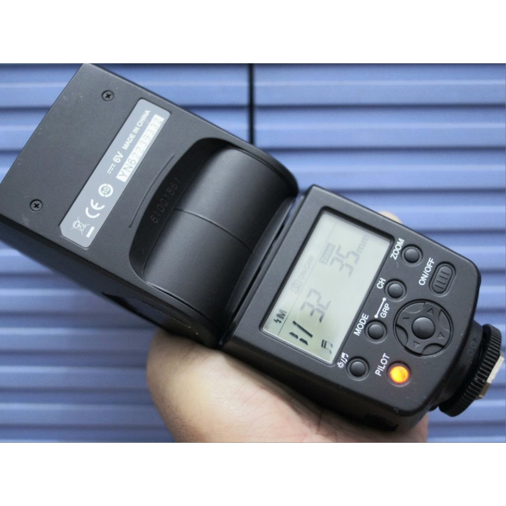 Flash eksternal Yongnuo 560 EX universal