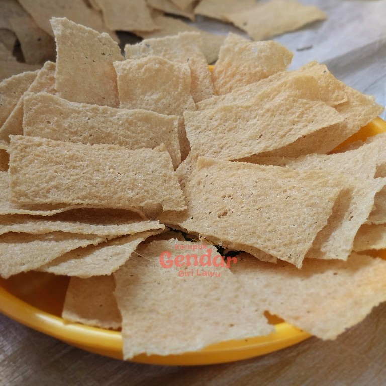 [FREE TESTER RASA] Krupuk Gendar Puli Matang Mentah Giri Lawu Potongan Patahan Sortiran Pabrik Rp 10