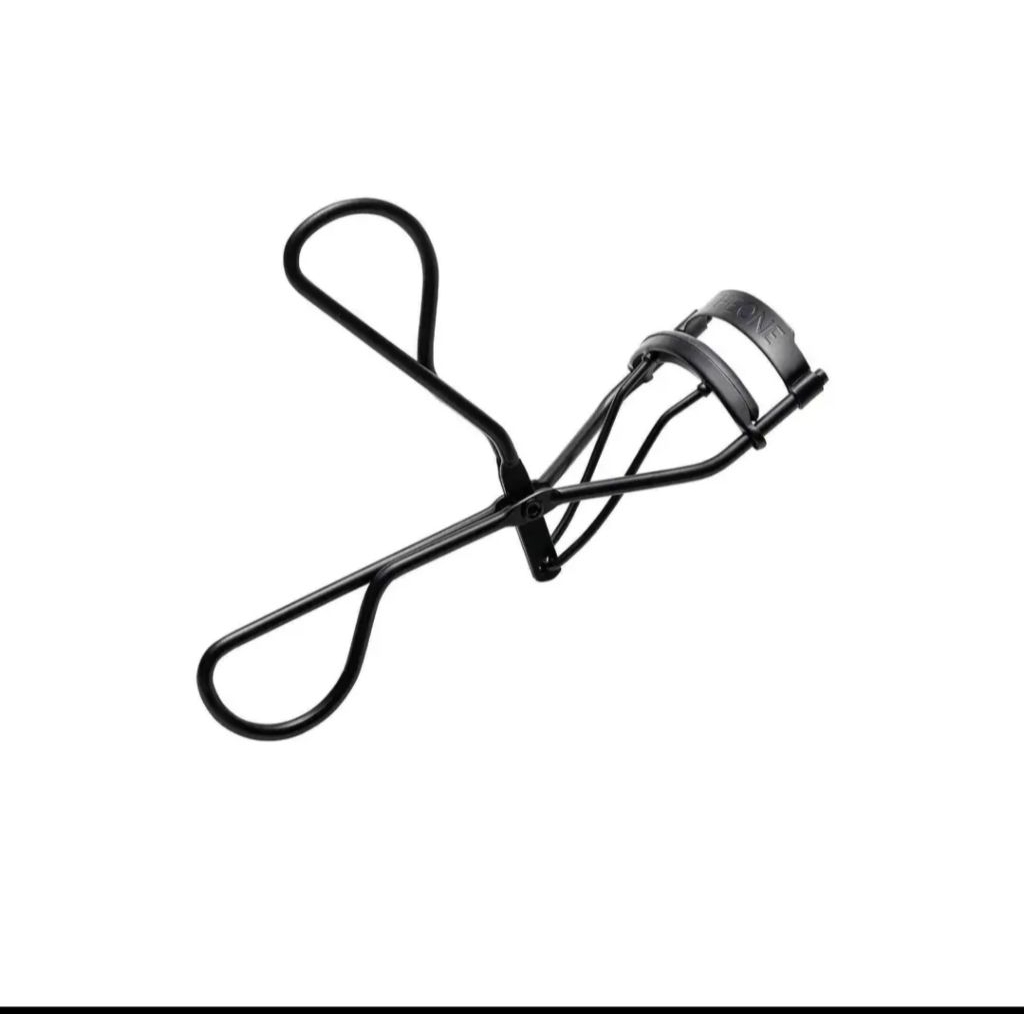 The one eyelash curler penjepit bulu mata Oriflame