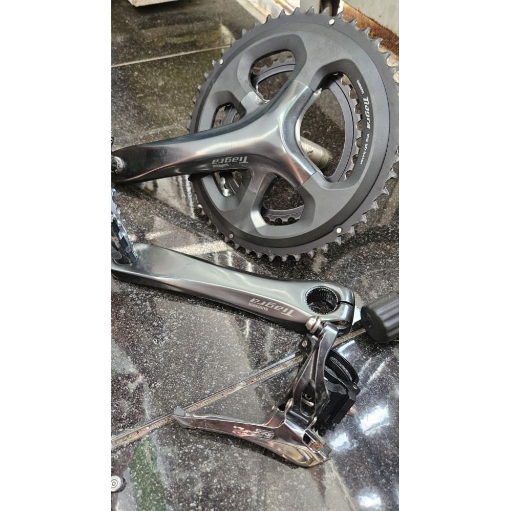Crank dan FD Tiagra
