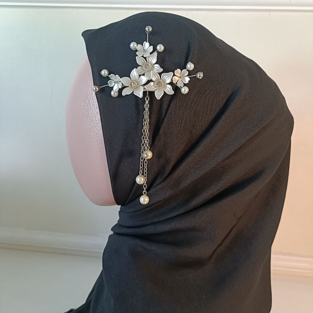 Headpiece Bros Tria