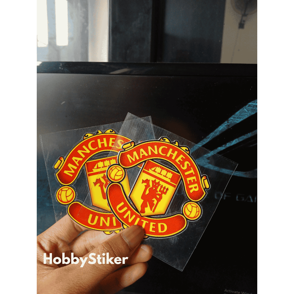 Stiker Logo Club Sepak Bola MU Premium Tahan Air untuk laptop mobil motor dan kebutuhan custom lainn