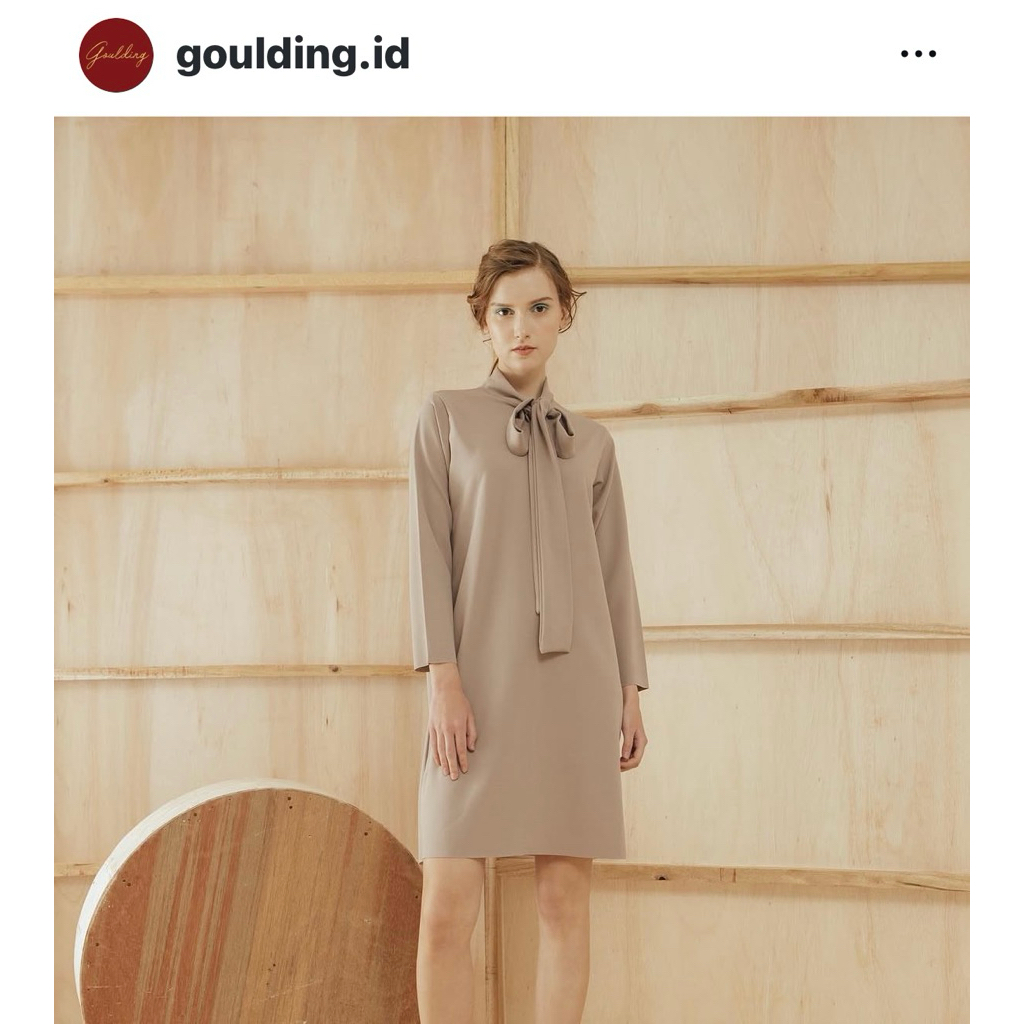 Preloved Dress Claude Goulding