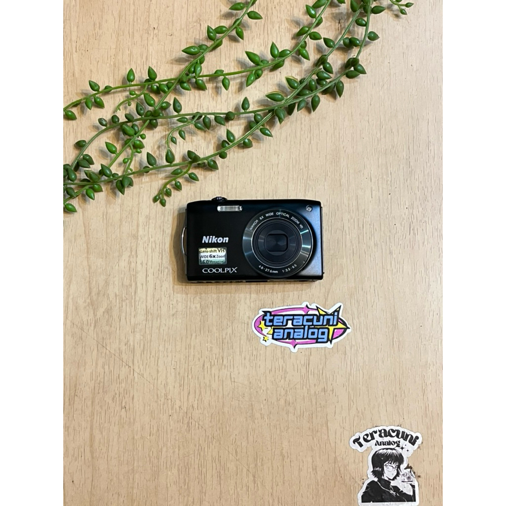 NIKON COOLPIX S3300