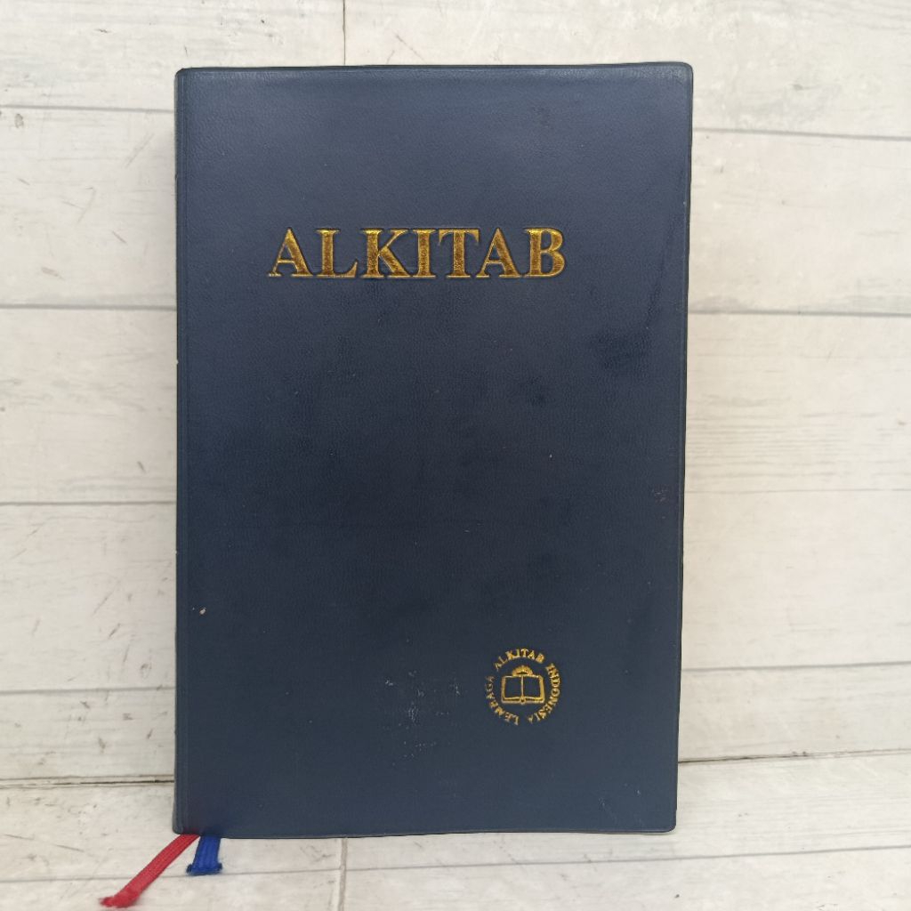 Buku Alkitab Lembaga Alkitab Indonesia Tahun 2001 softCover