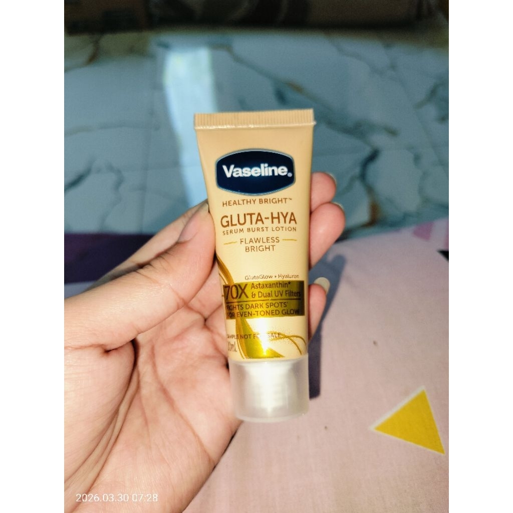 Vaseline Gluta-hya Lotion 20ml (Travel Size)