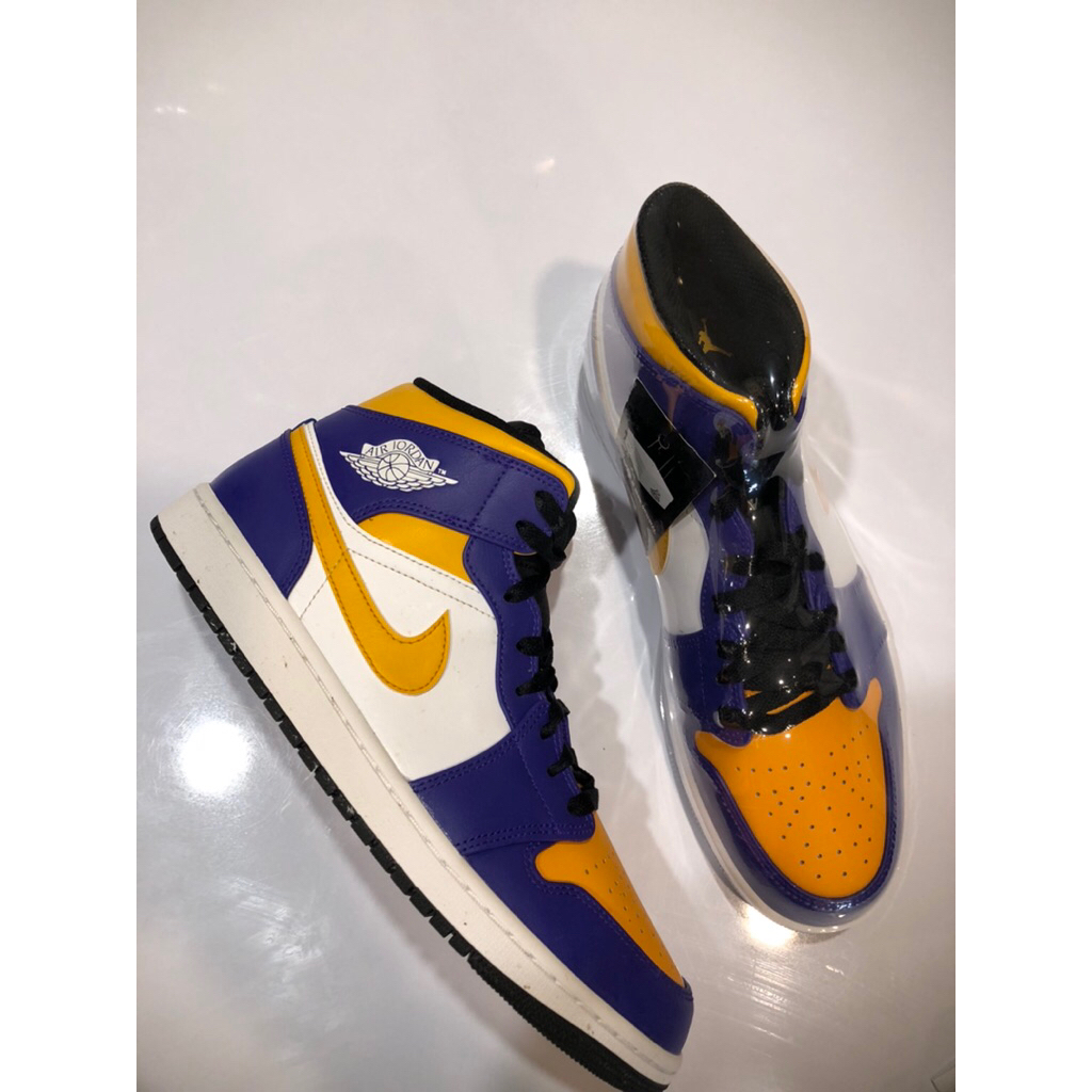 AIR JORDAN 1 MID LAKERS