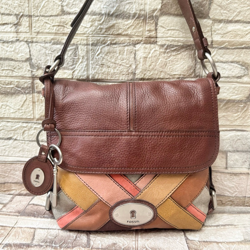 688# NET-Preloved Fossil PW Light Messanger Flap crossbody