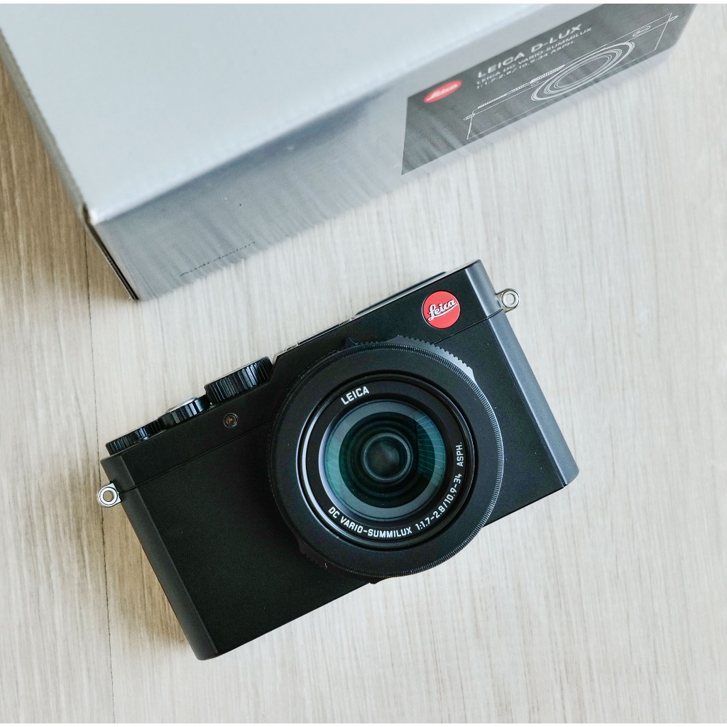 Leica D-LUX typ 109 Black Summilux 1.7 Mulus Big sensor Micro fourth third DLUX noy D Lux Dlux7 D-lu
