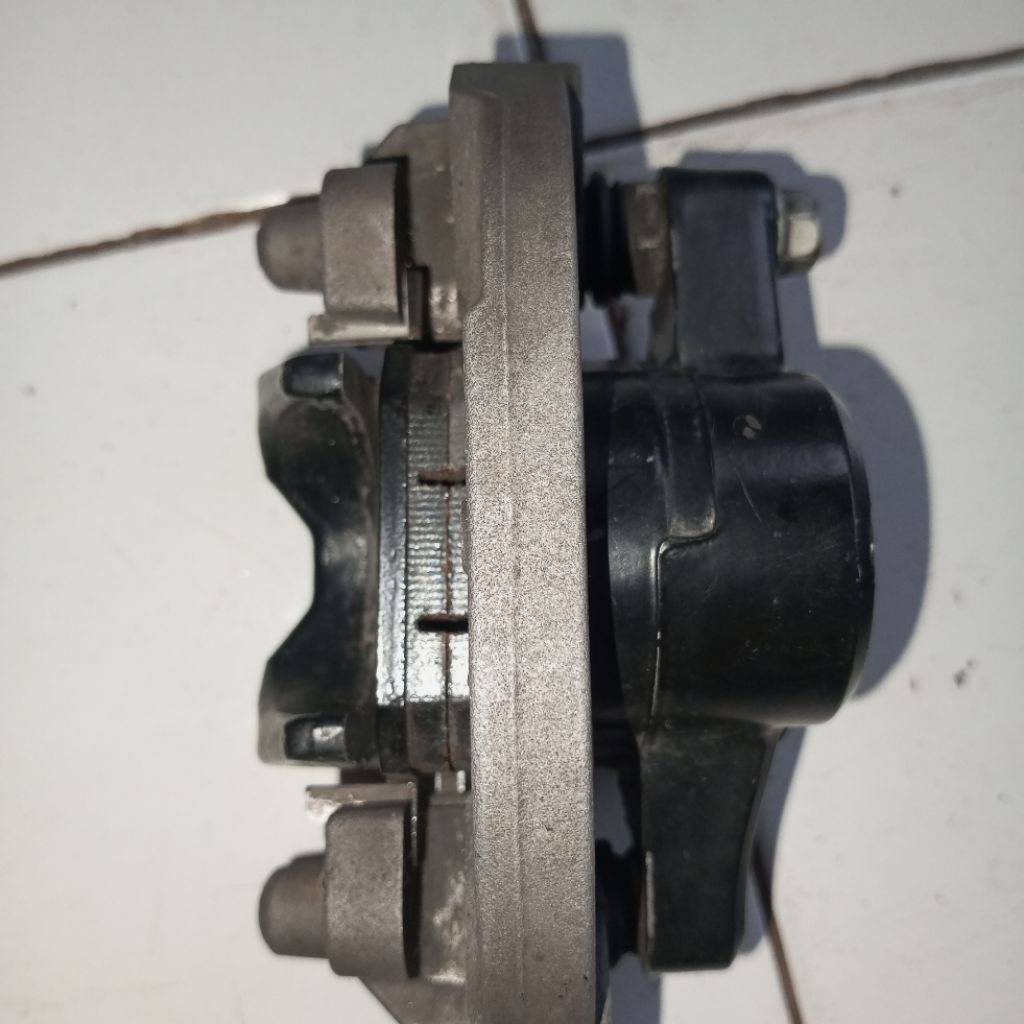 kaliper rem belakang pcx 160 seken