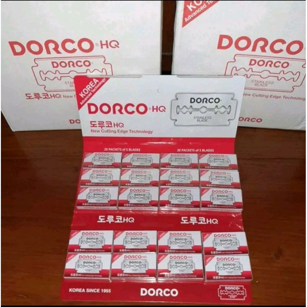 Silet Dorco merah.