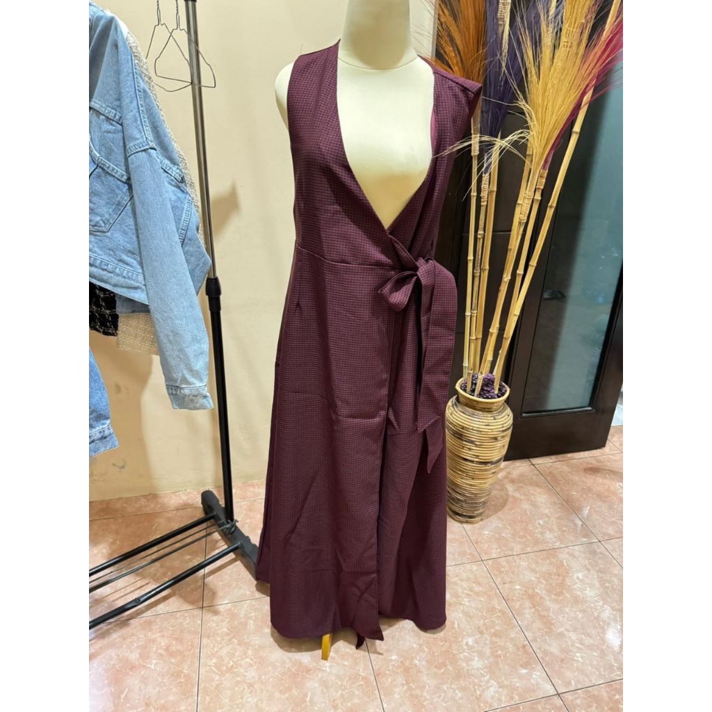 PRELOVED LONG OUTER DRESS KOTAK KOTAK MAROON
