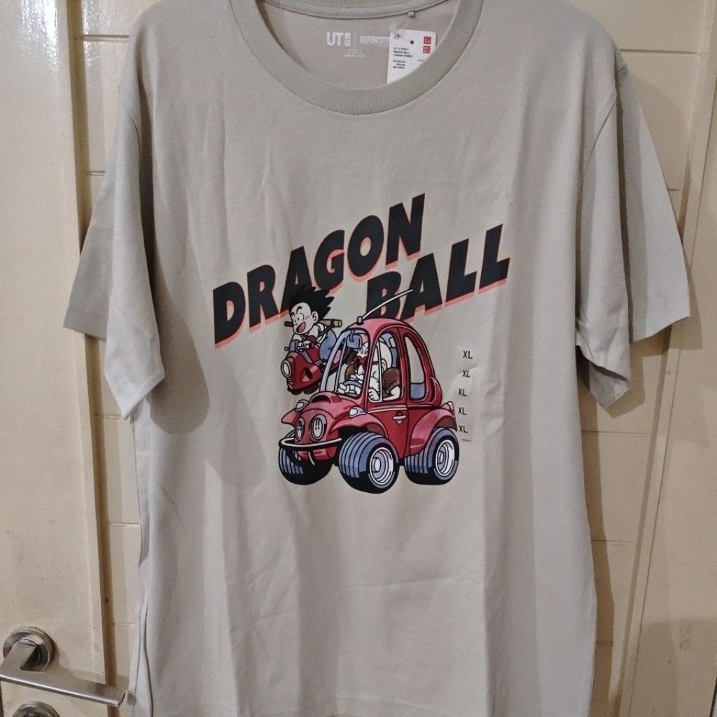 KAOS UT UNIQLO X DRAGON BALL