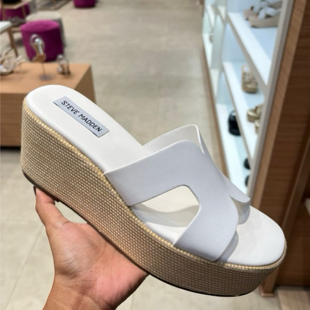 (JASTIP) Steve Madden Wedges