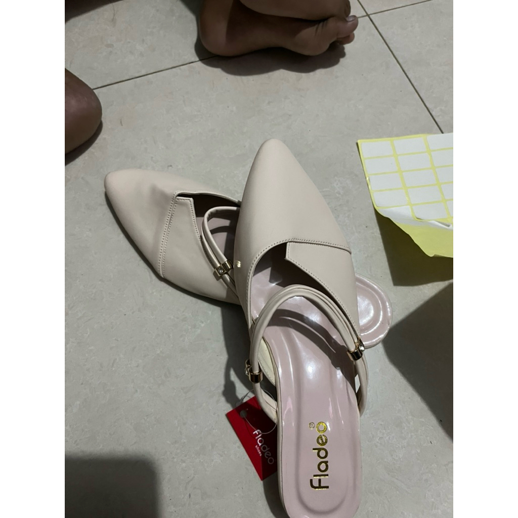 SENDAL TINGGI WANITA fladeo/yongki