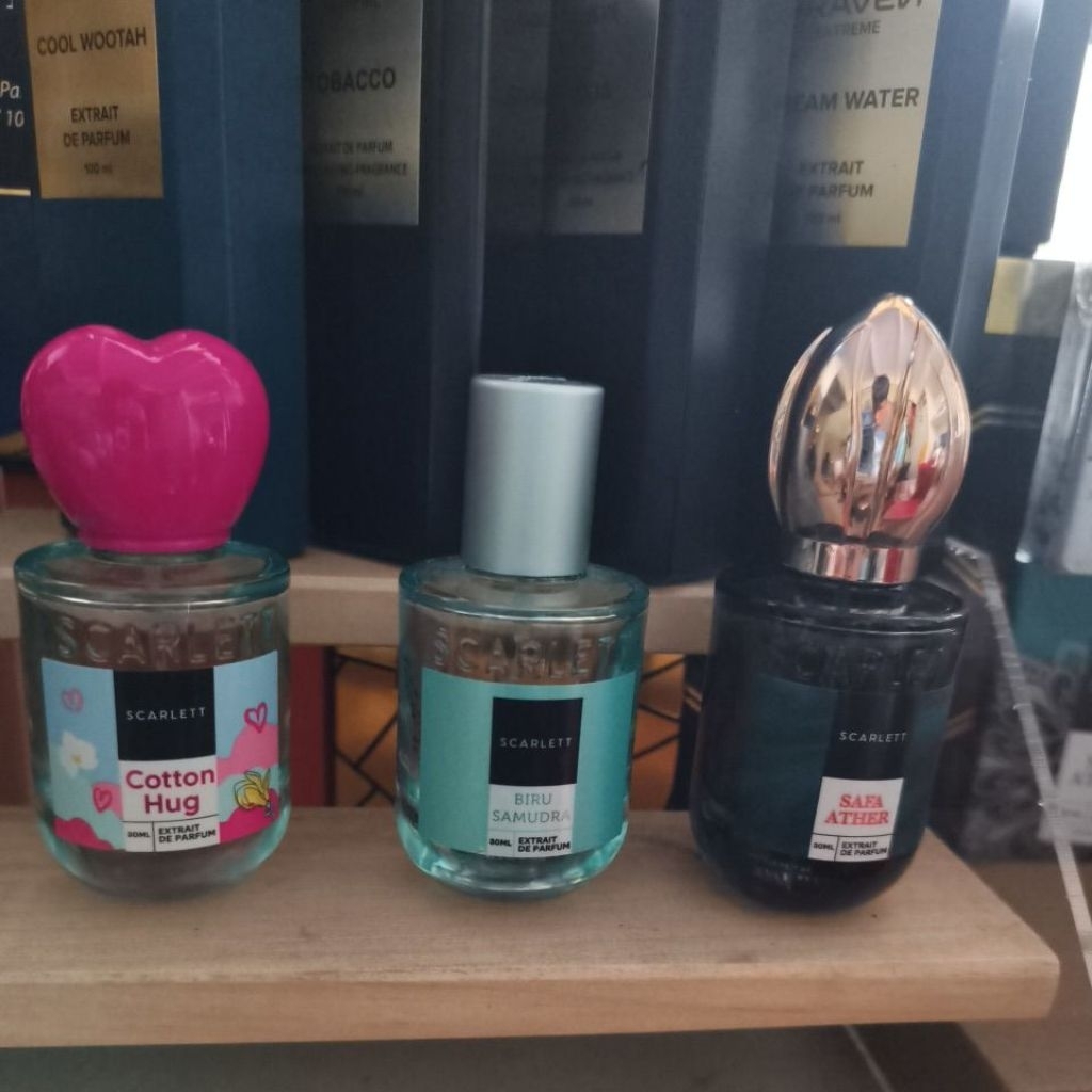 botol kosong parfum scarlett
