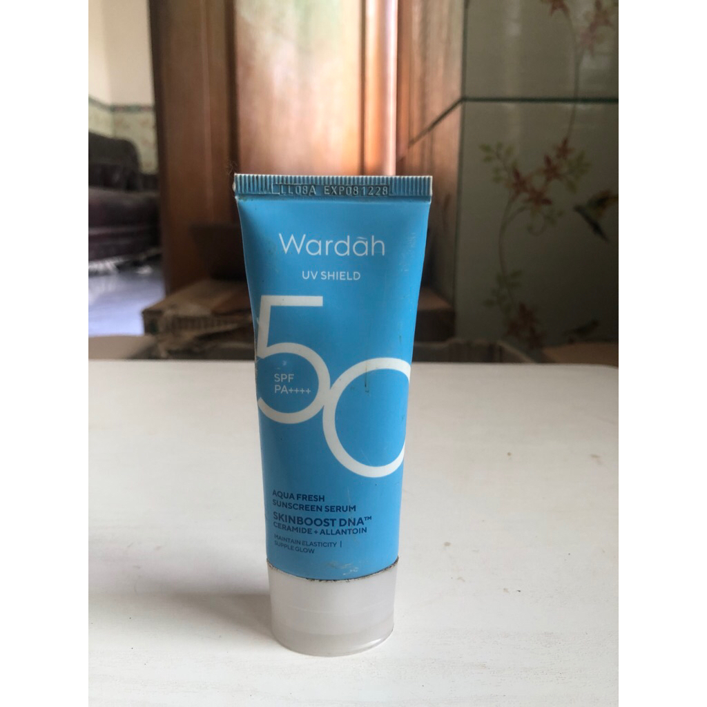 (Kemasan Reject) Wardah UV Sheild SPF 50 PA ++++ Aqua Fresh Sunscreen Serum