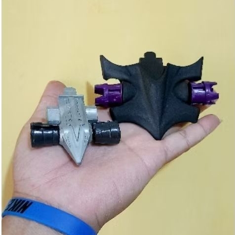 Crush gear FW gaiki, king kaizer, dino spartan second collectiion bukan bandai