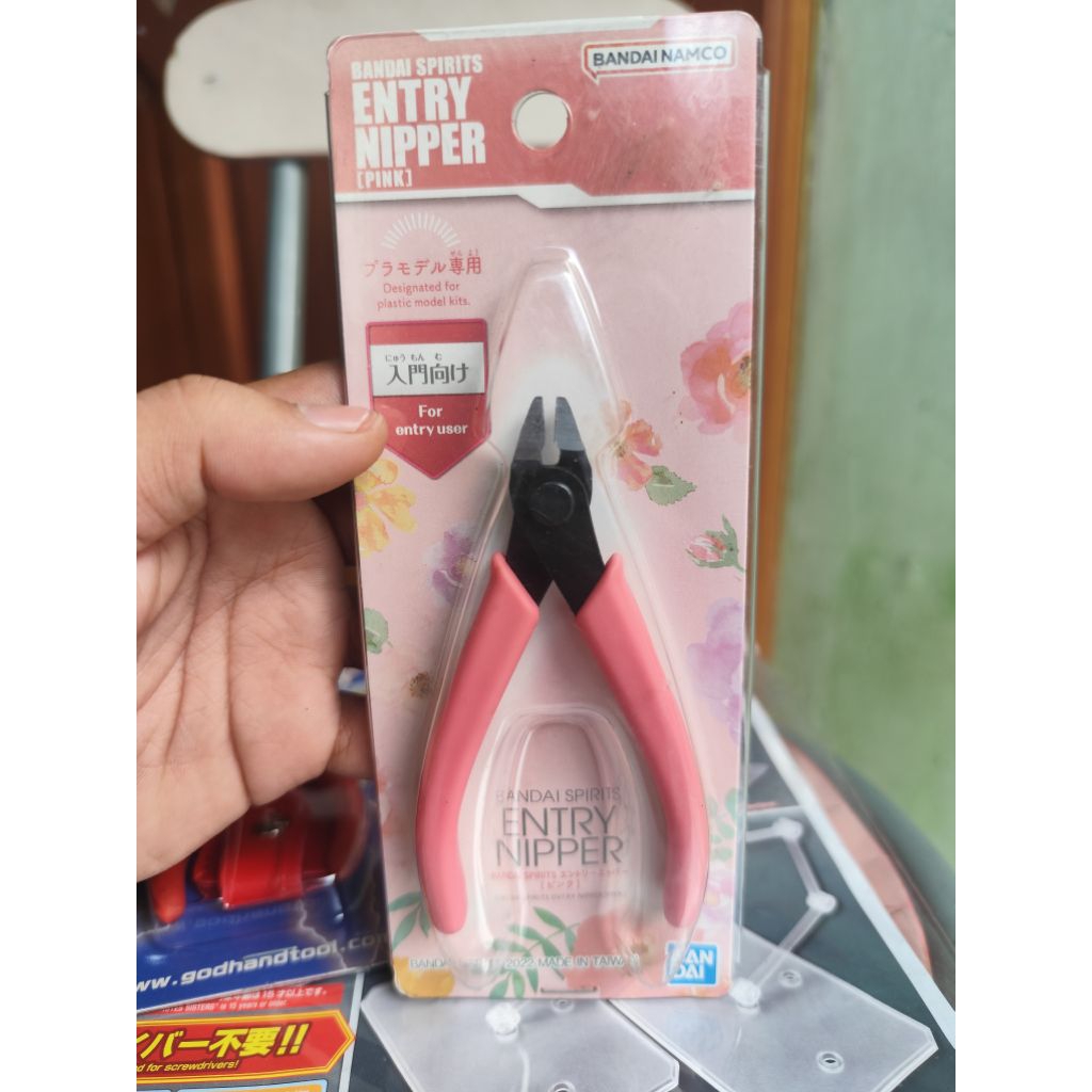 nipper entry grade, action base 6