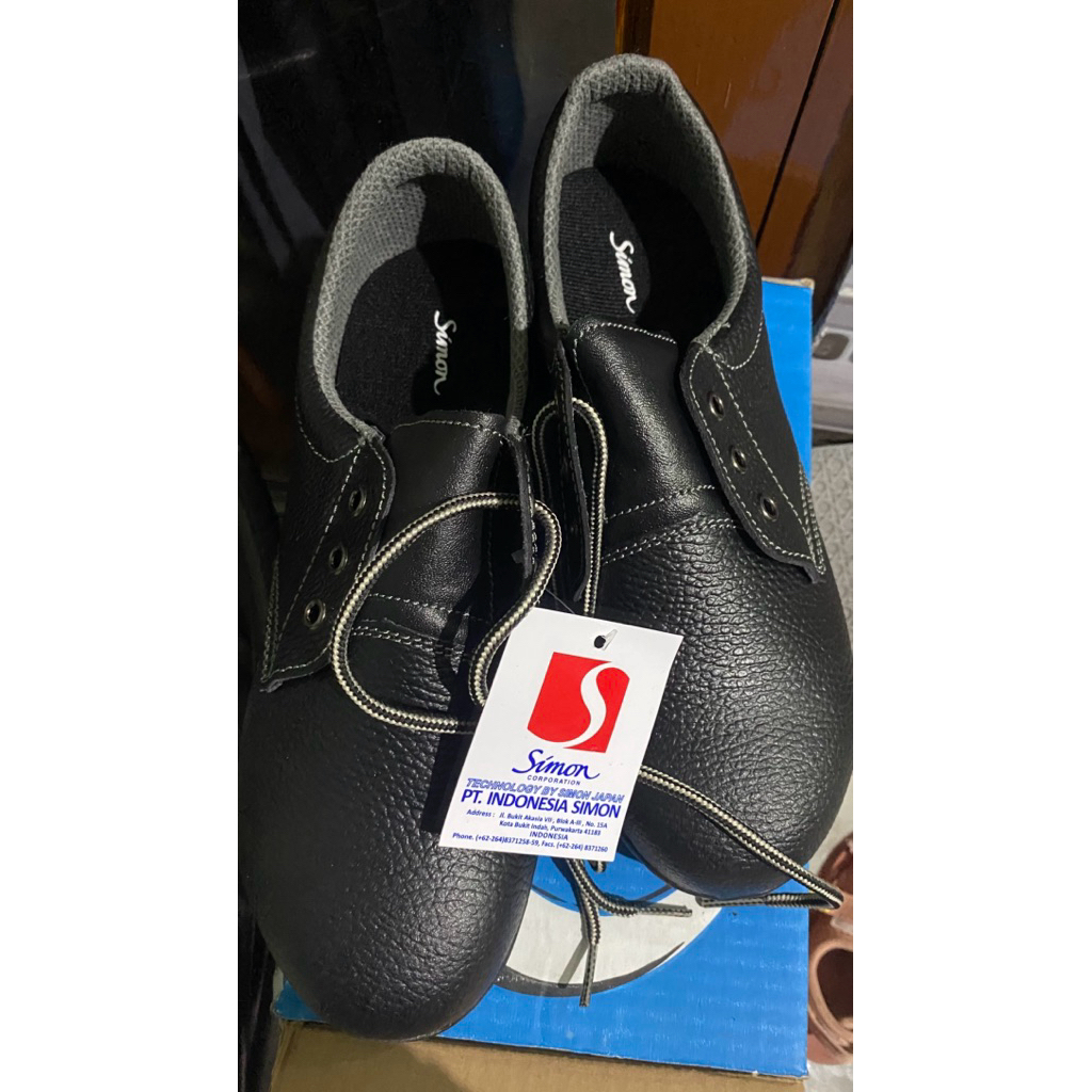 New | safety shoes simon | size 42