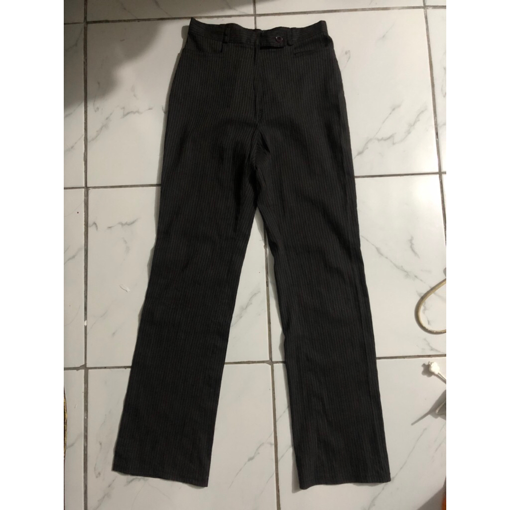 pl Celana hitam