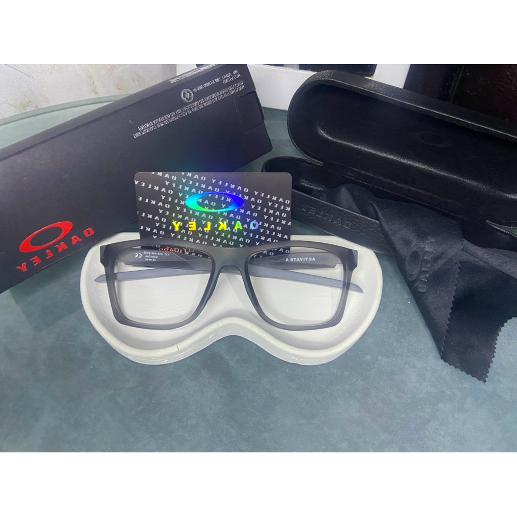 FRAME OAKLEY SECOND ORIGINAL EX DISPLAY FULLSET SAMPAI KE CARD RESMI Oakley muluss