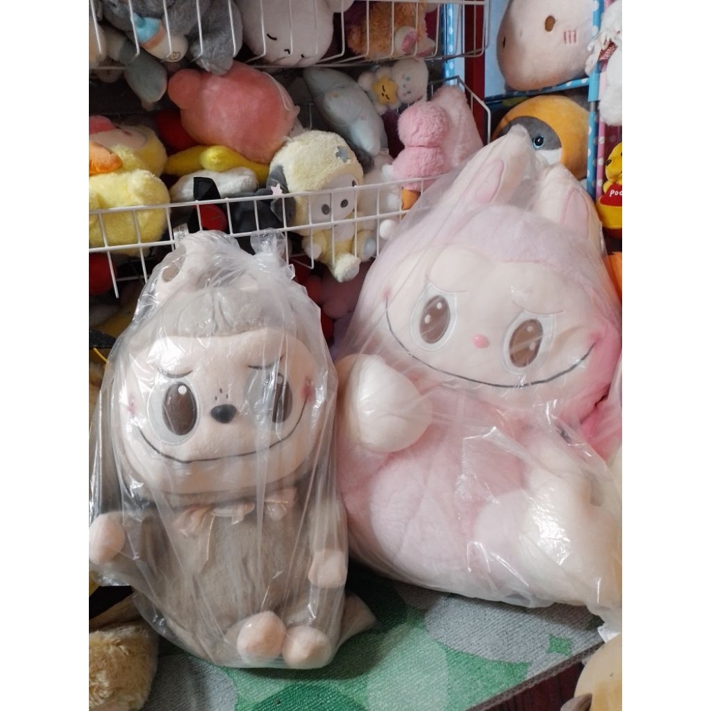Boneka labubu jumbo import
