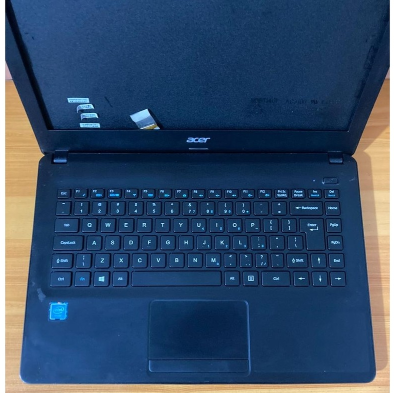 Casing laptop Acer one 14