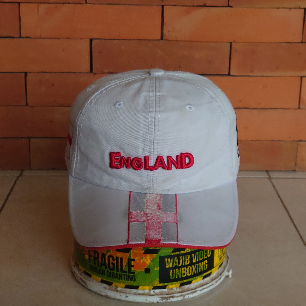 TOPI CAPS ENGLAND FIFA WORLD CUP