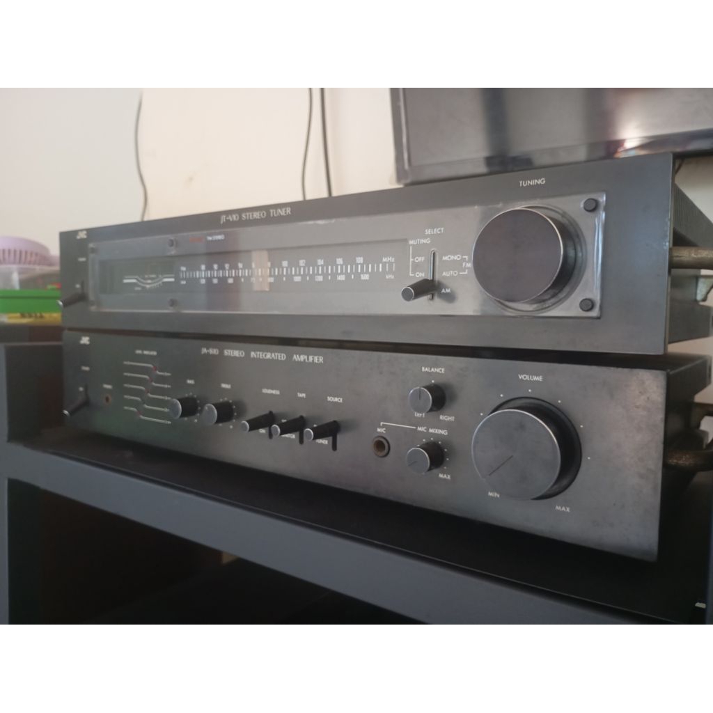 Set amplifier JVC JS SA10 dan tuner JT V10 normal original