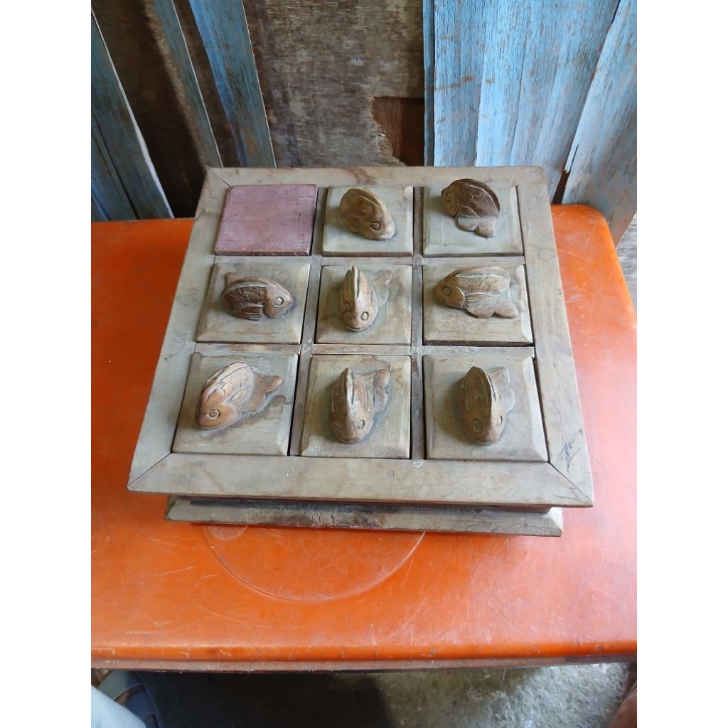 Hiasan meja kotak perhiasan gagang ikan 375rb jadul antik vintage lawas display dianggap mati