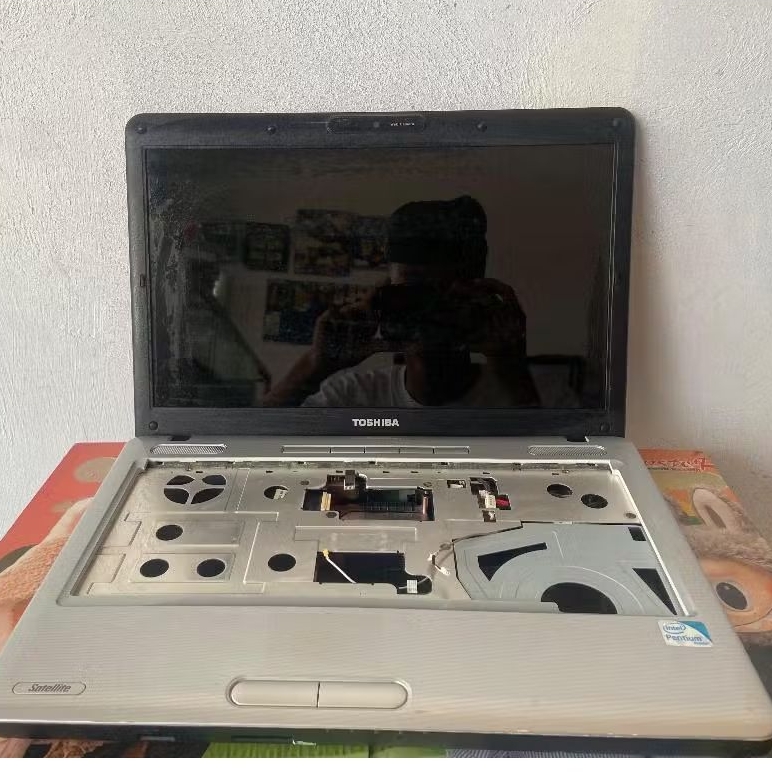 CASING LAPTOP TOSHIBA L510 kokoh fullset