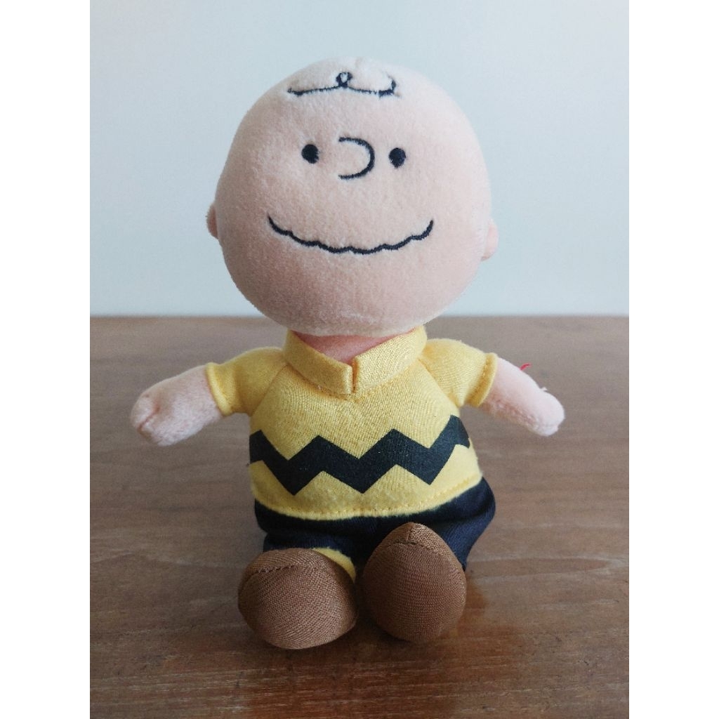 Boneka Peanuts Beanie Babies Charlie Brown - TY