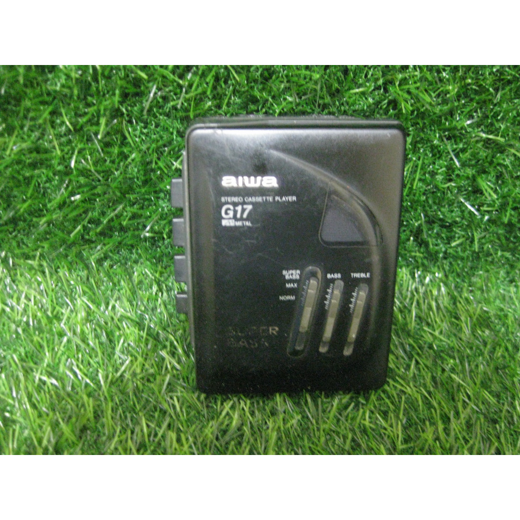 Walkman Aiwa G17 pemutar kaset stereo siap pakai