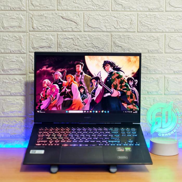 HP Omen 16 RYZEN 7 5800H RTX 3070 8 GB 144 HZ 100% sRGB