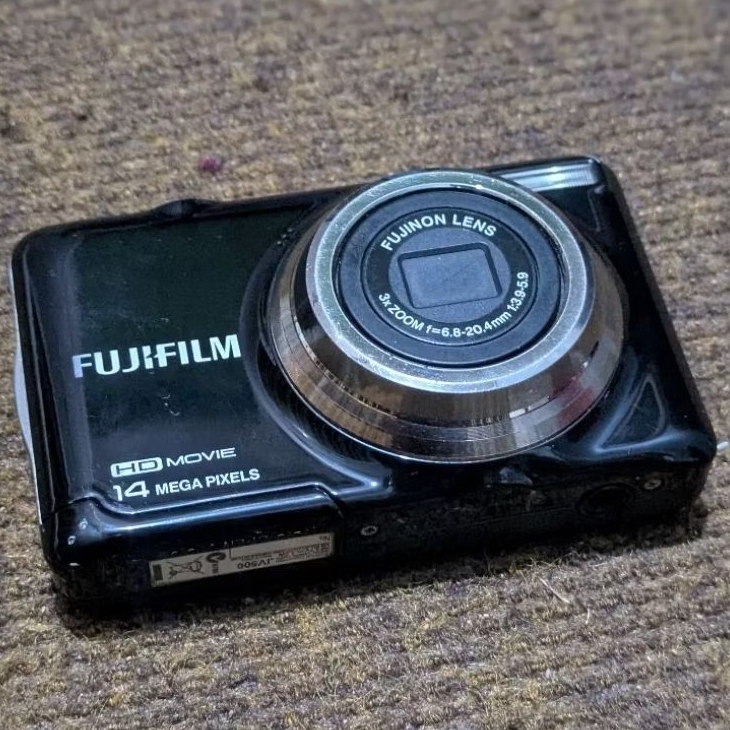 Fujifilm Finepix JV500