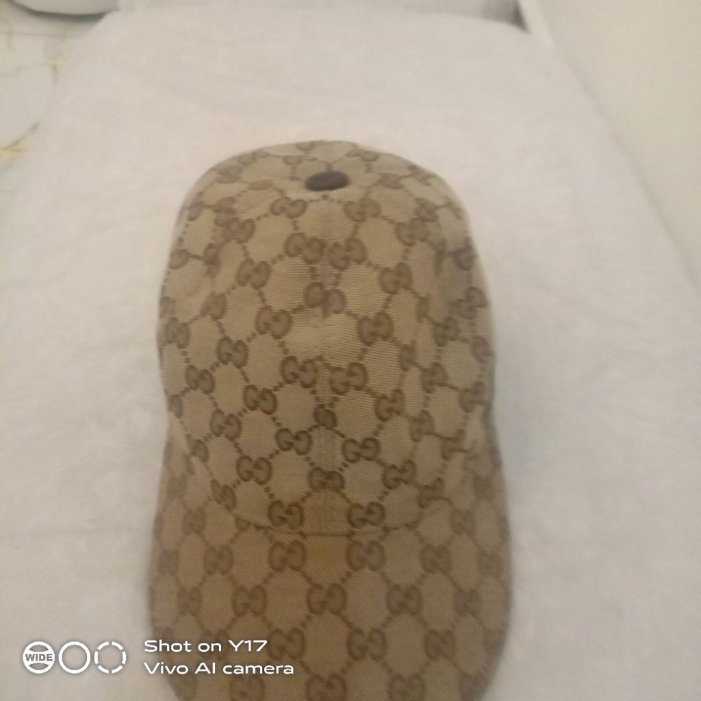 Topi Baseball Gucci premium warna beige(preloved)