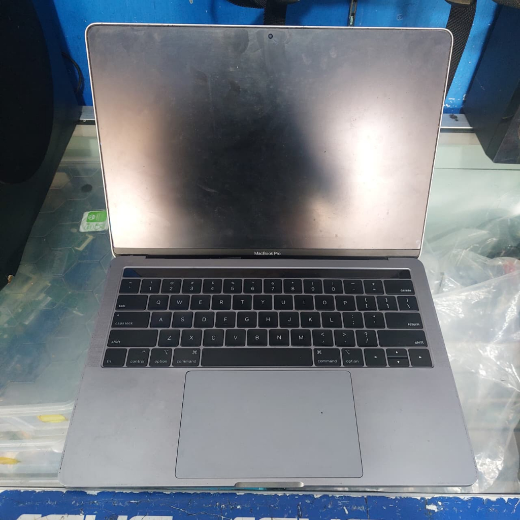 Macbook Pro 2018 Intel Core i5 Matot Exservis