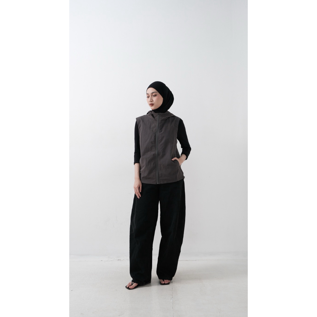 Sarena Active Hoodie Vest/ Hoodie Vest Olahraga