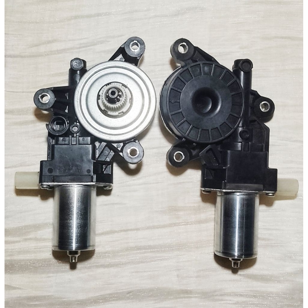 MOTOR POWER WINDOW SUZUKI IGNIS SOKET 2