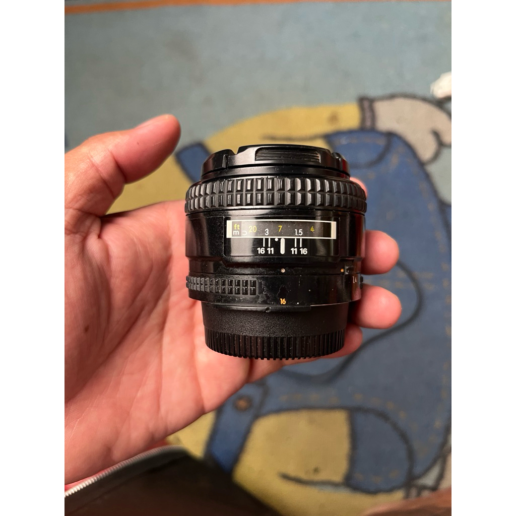 lensa Nikon AFD 50mm f1,4 bokeh tajam
