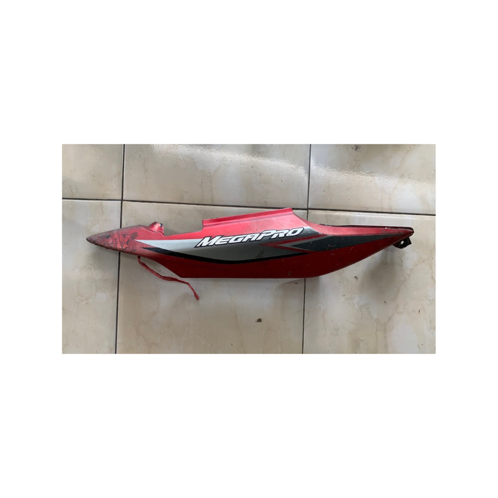 cover body belakang honda megapro primus 2007-2009 ori copota
